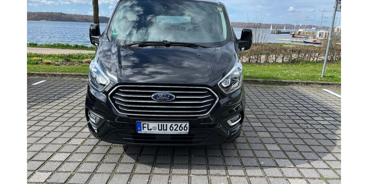Ford Tourneo Custom 61.000 km 29.900 &euro; Flensburg 24943