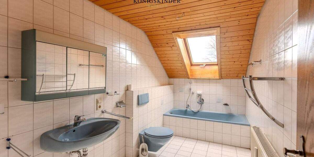 Einfamilienhaus Schramberg Waldmössingen - 7 Zimmer, 196 m&sup2;, 780.000&euro; | Angebot:25772272