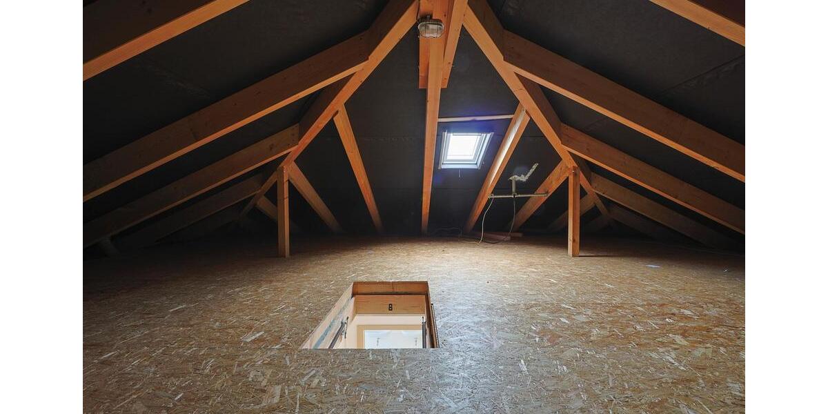 Villa Oranienburg - 4 Zimmer, 164 m&sup2;, 2.456&euro; | Angebot:25393506