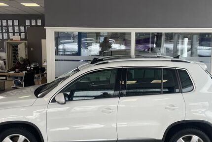 VW Tiguan 182.087 km 11.990 &euro; Hannover 30419