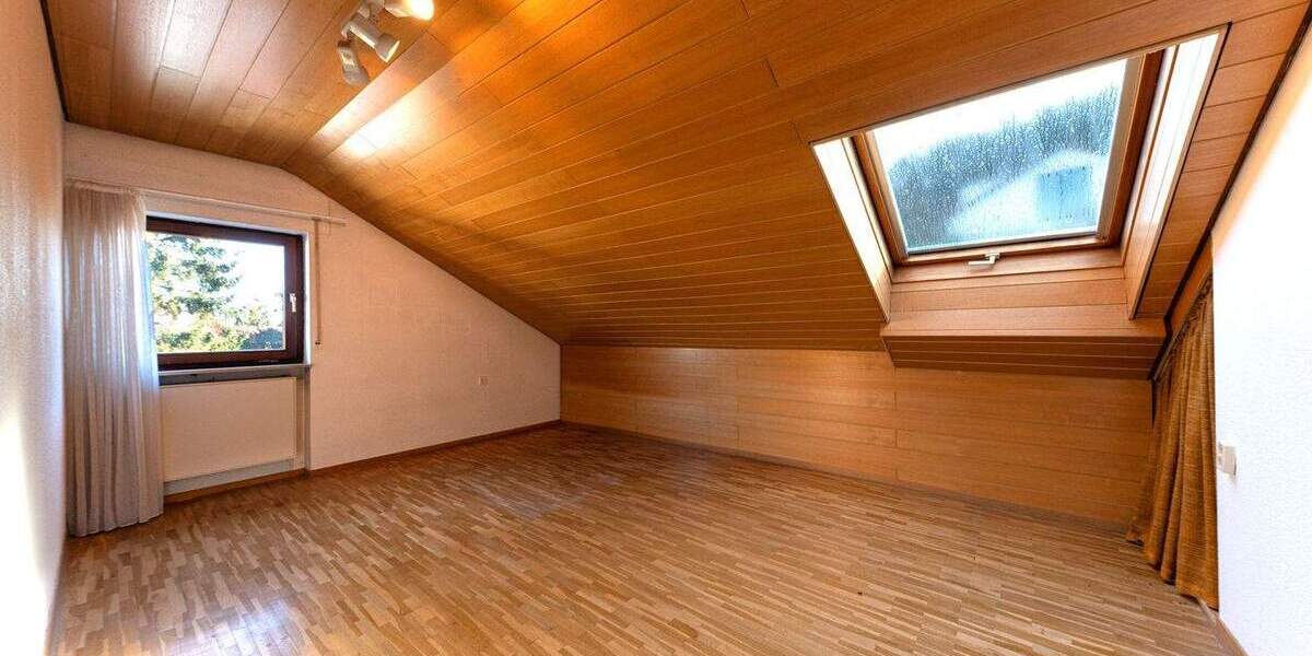 Einfamilienhaus Herrenberg - 6 Zimmer, 234 m&sup2;, 875.000&euro; | Angebot:25472242