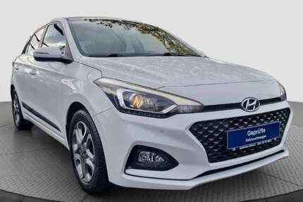 Hyundai i20 65.100 km 11.900 € Berlin 12683