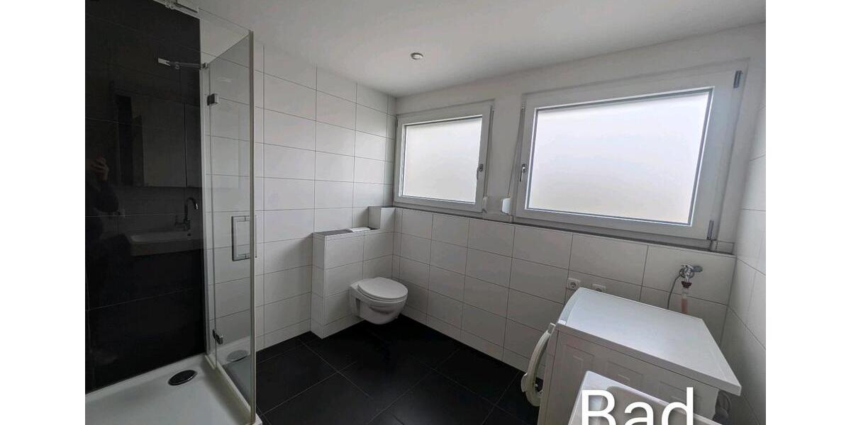 Dachgeschoßwohnung Hengersberg - 3 Zimmer, 75 m&sup2;, 600&euro; | Angebot:26416505