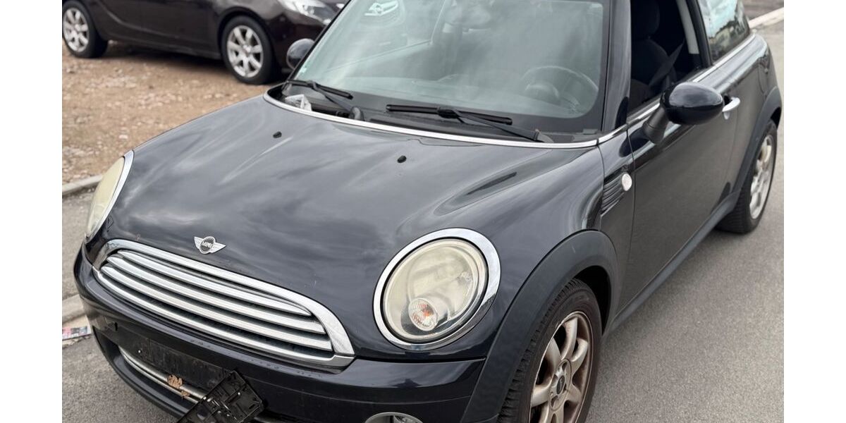 Mini Cooper 128.000 km 2.950 &euro; Grosshabersdorf 90613