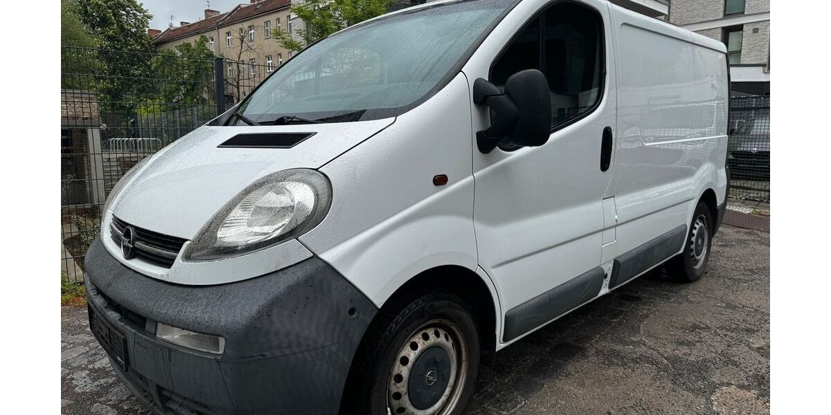 Opel Vivaro 137.000 km 3.999 &euro; Berlin 13187