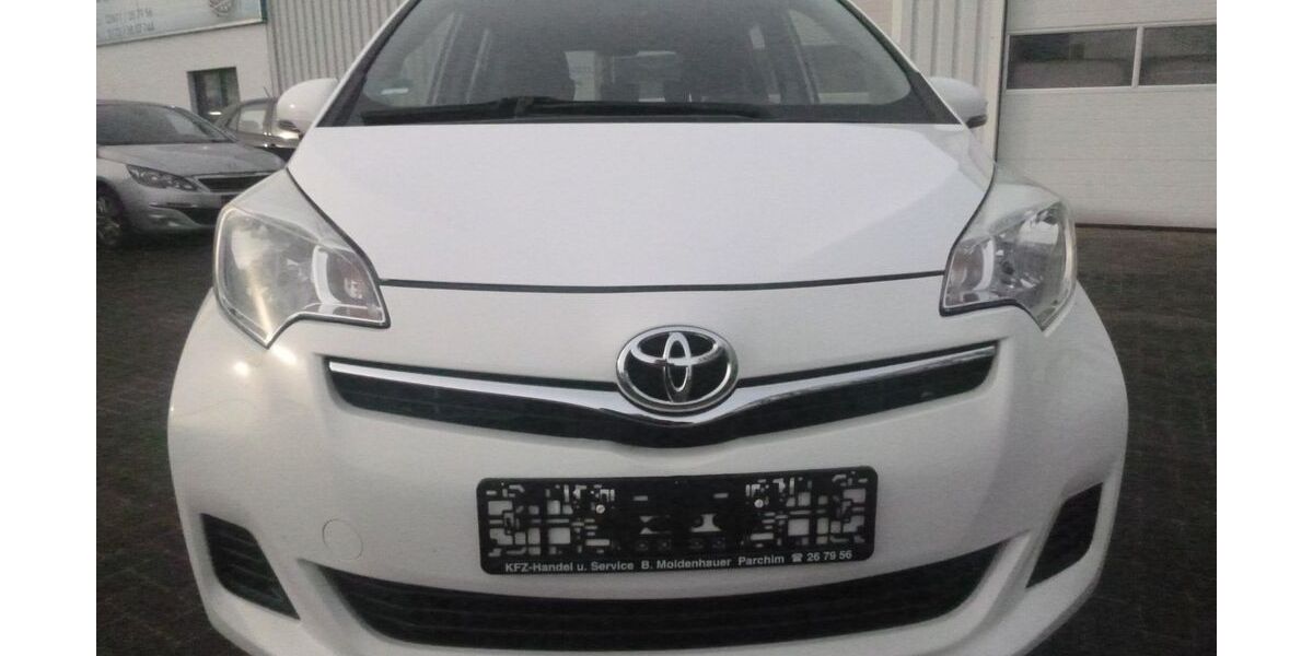 Toyota Verso-S 89.264 km 6.599 &euro; Parchim 19370