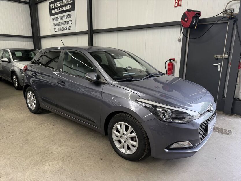 Hyundai i20 74.250 km 9.450 € Lübeck 23556
