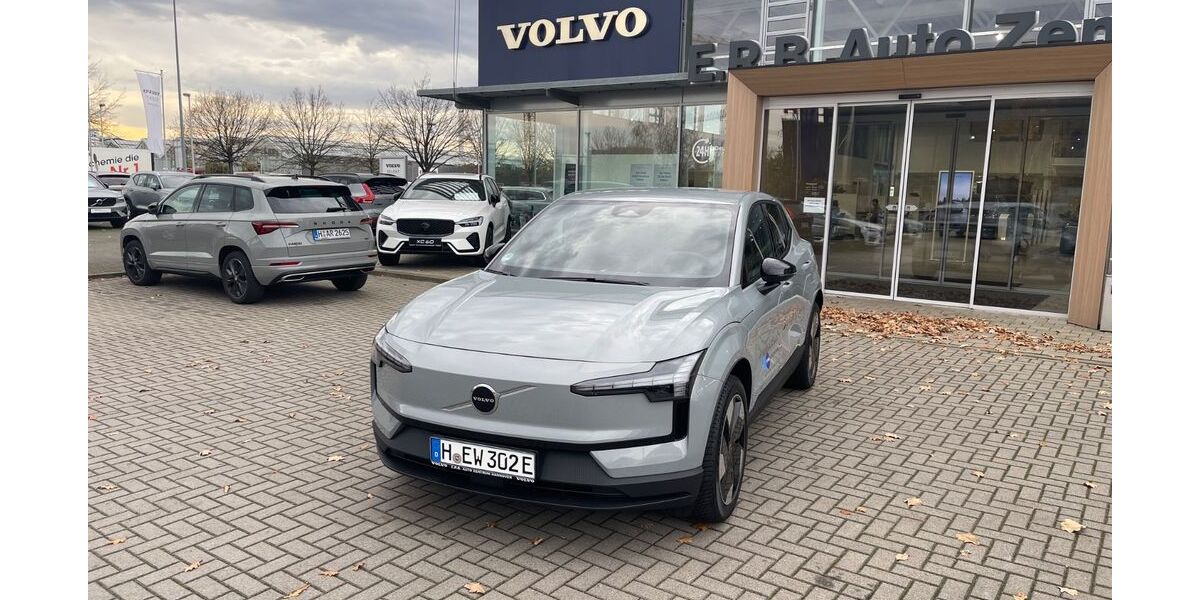 Volvo EX30 8.000 km 38.700 € Hannover 30179