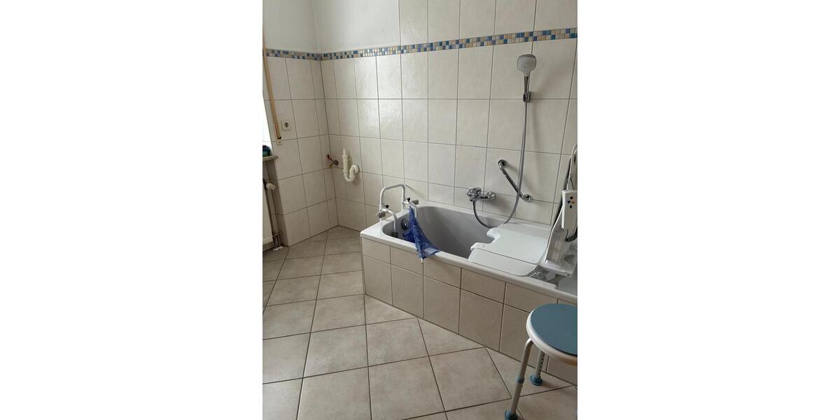 Etagenwohnung Bad Birnbach Asenham - 3.5 Zimmer, 84 m&sup2;, 650&euro; | Angebot:24754046