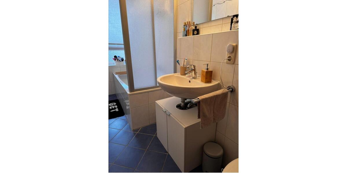 Etagenwohnung Erfurt Johannesplatz - 1 Zimmer, 35 m&sup2;, 415&euro; | Angebot:25537833