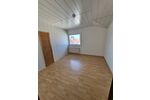 Bezugsfreie 2-Zimmer-DG-Wohnung (71 m²) mit Winterbalkon & Stellplatz in Walldorf - Appartement Mörfelden-Walldorf Walldorf | Angebot:26836061