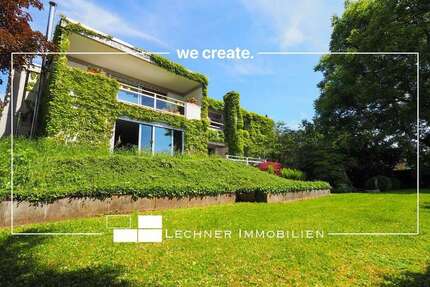 #willkommendaheim Einzigartiger Zweifamilien-Bungalow mit Parkgarten und Ausblick