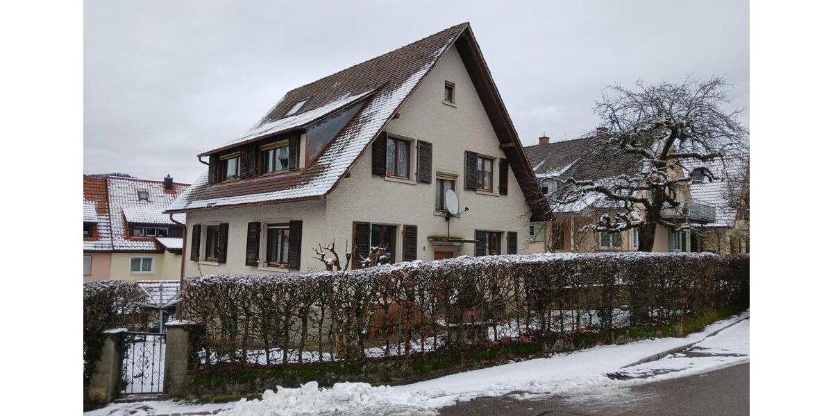 Gemütliches 2 Familien Haus 8 zimmer