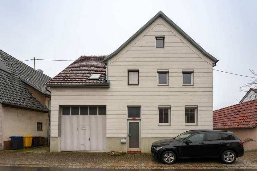 Haus zum Kaufen in Berglen-Hößlinswart 229.000 € 122.54 m²