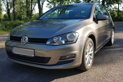VW Golf 88.000 km 12.490 &euro; Olching 82140