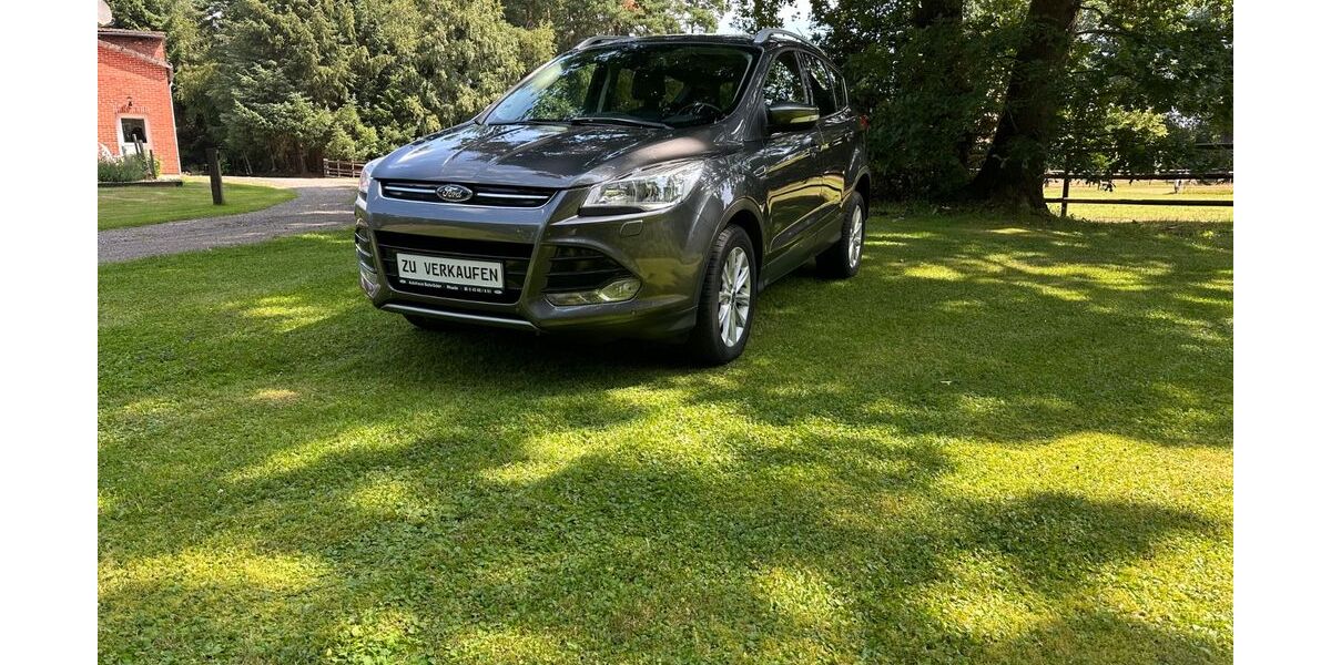 Ford Kuga 177.000 km 8.499 &euro; Gnarrenburg 27442