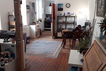 Helle Altbauwohnung 2 zimmer