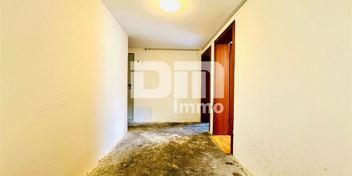 Solider Familien-Bungalow mit großem Potenzial in ruhiger Lage mit Wintergarten und Garage - Bungalow Calden | Angebot:26974963