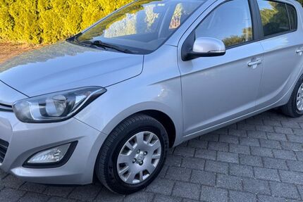 Hyundai i20 151.000 km 2.990 &euro; Erbach 89155