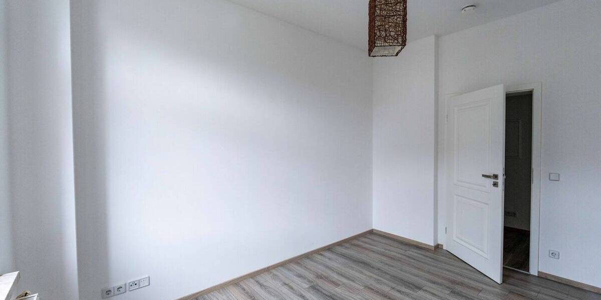 Etagenwohnung Bad Schmiedeberg - 2 Zimmer, 89 m&sup2;, 695&euro; | Angebot:26805944