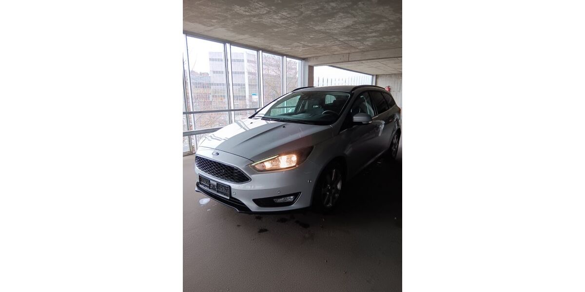 Ford Focus 134.000 km 7.490 € Neu-Ulm (Pfuhl) 89233