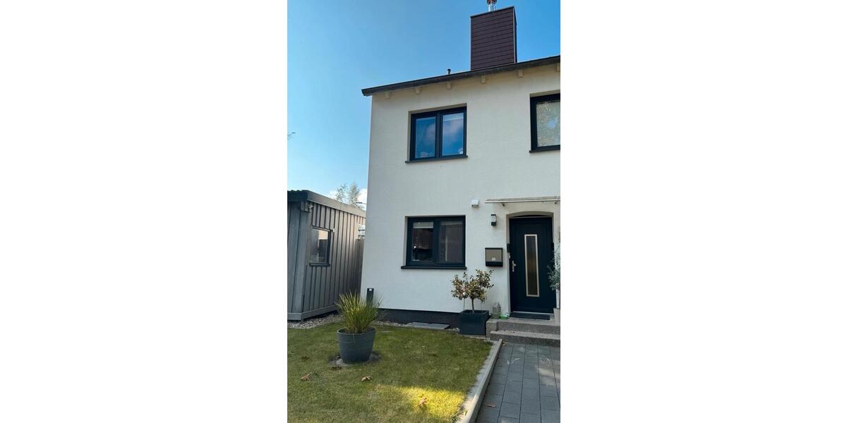 Reihenhaus Itzehoe - 6 Zimmer, 125 m&sup2;, 1.390&euro; | Angebot:26103806