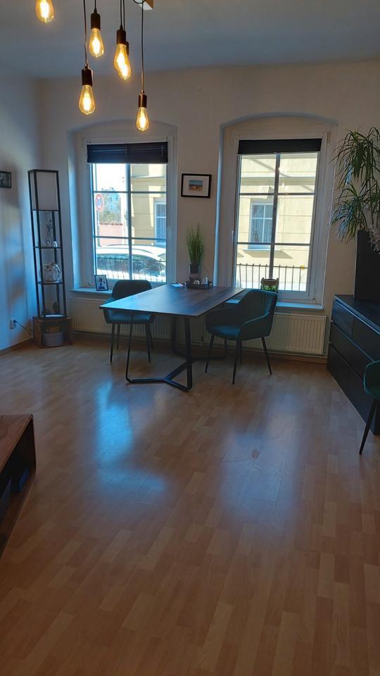 Sonnige 4 - Raum Wohnung mit EBK ab 01.12.2025 in DahmeM. frei zimmer