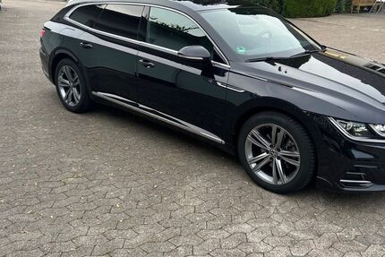 VW Arteon 47.000 km 27.900 &euro; Lage 32791