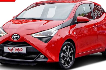 Toyota Aygo (X) 33.236 km 12.490 &euro; Dresden 01069