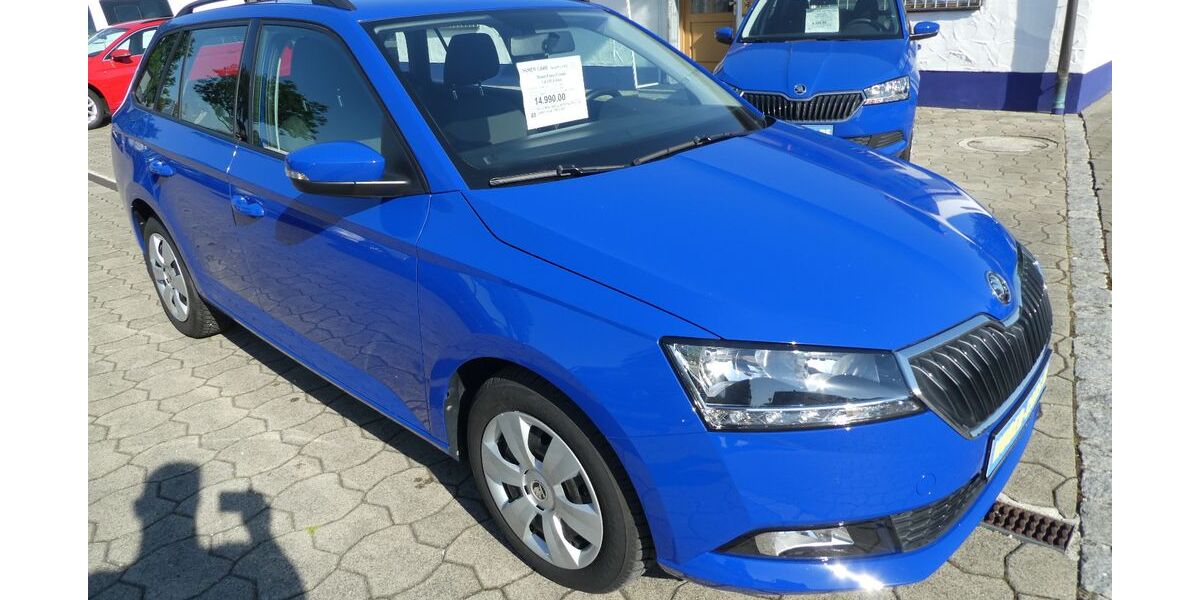 Skoda Fabia 29.600 km 14.990 &euro; Oderding 82398