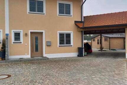 Haus Fridolfing - 3 Zimmer, 110 m&sup2;, 1.800&euro; | Angebot:25399320