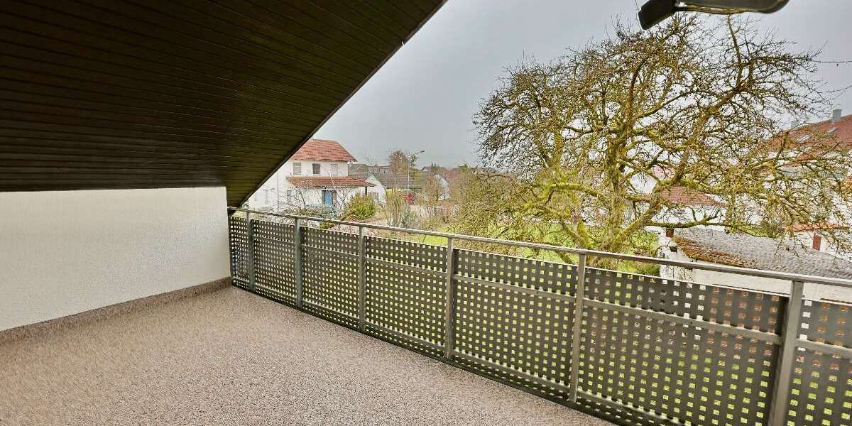 Etagenwohnung Erbach - 4 Zimmer, 97 m&sup2;, 950&euro; | Angebot:25531984
