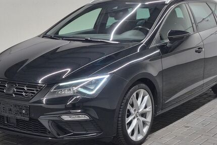 Seat Leon 90.520 km 17.950 &euro; Langenweddingen 39171