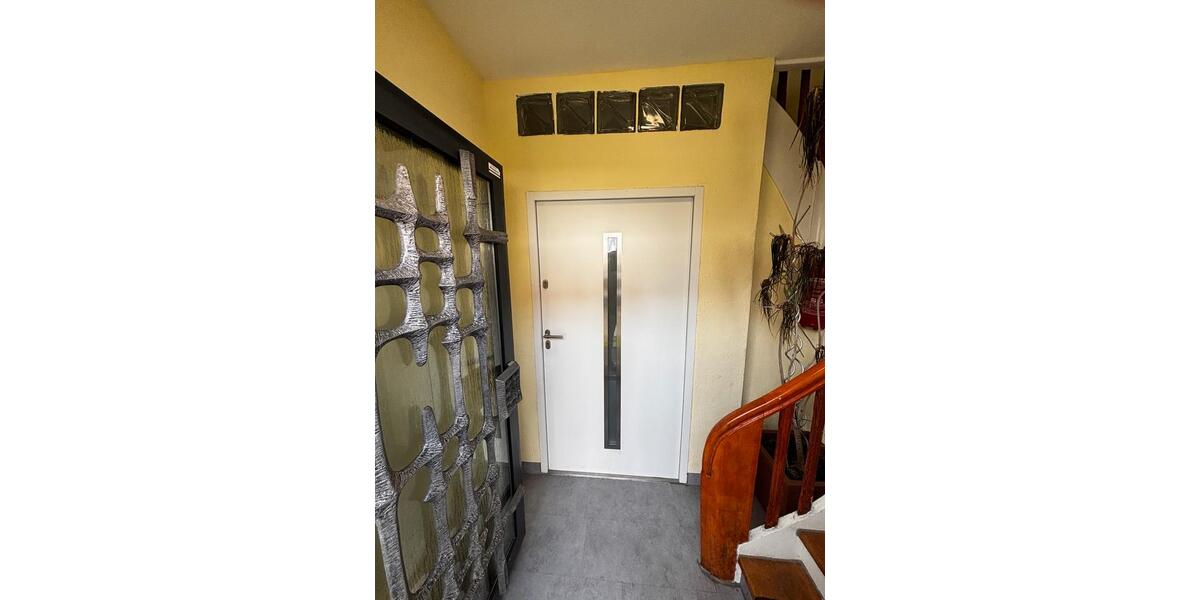 Erdgeschoßwohnung Lünen - 3 Zimmer, 110 m&sup2;, 1.200&euro; | Angebot:25538850