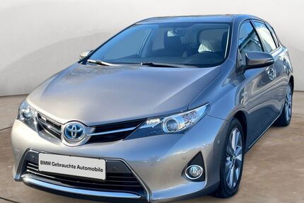 Toyota Auris 114.001 km 9.889 &euro; Werne 59368
