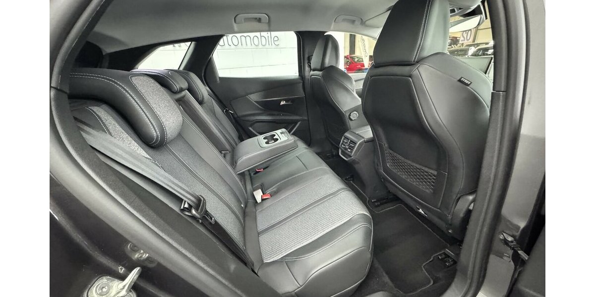 Peugeot 3008 1.6 225 Allure 1.Hand Pack Plug-In Hybrid 51.950 km 20.990 &euro; Lich 35423