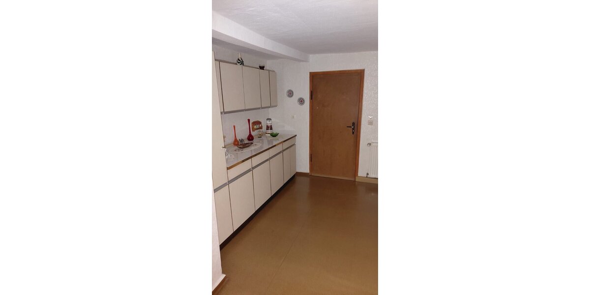 Schleusingen-OT, EFH + Scheune - Einfamilienhaus Schleusingen Erlau | Angebot:25344064