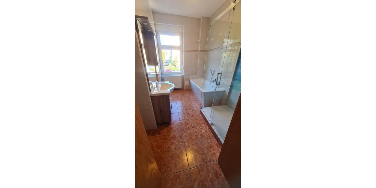 Etagenwohnung Eisleben (Lutherstadt) - 2 Zimmer, 66 m&sup2;, 396&euro; | Angebot:26405521