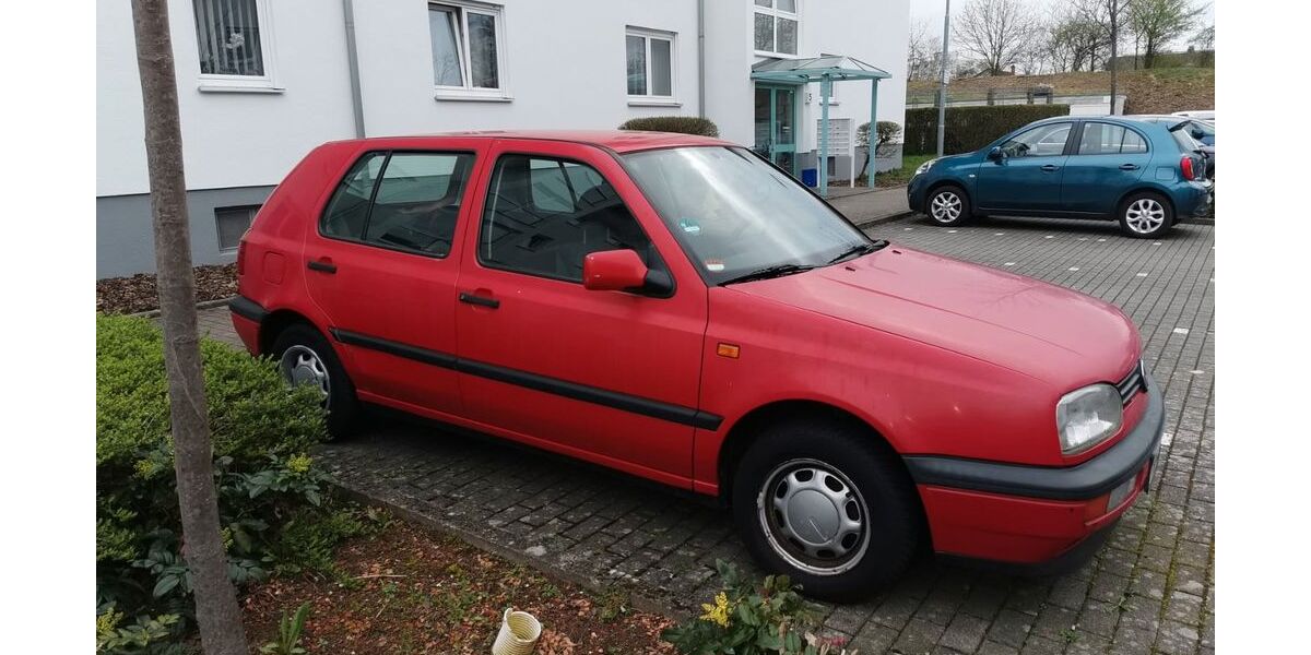 VW Golf 148.552 km 1.300 &euro; Leimen 69181