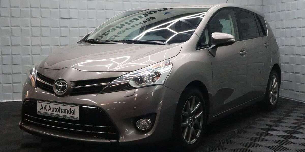 Toyota Verso 161.775 km 9.490 &euro; Freising 85354