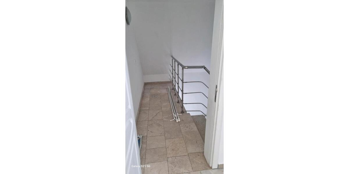 Dachgeschoßwohnung Wetzlar Hauserberg - 3 Zimmer, 90 m&sup2;, 1.350&euro; | Angebot:26395140