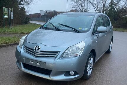Toyota Corolla Verso 290.000 km 3.990 &euro; Rülzheim 76761