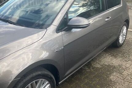 VW Golf 109.000 km 8.400 &euro; Frei-Laubersheim 55546