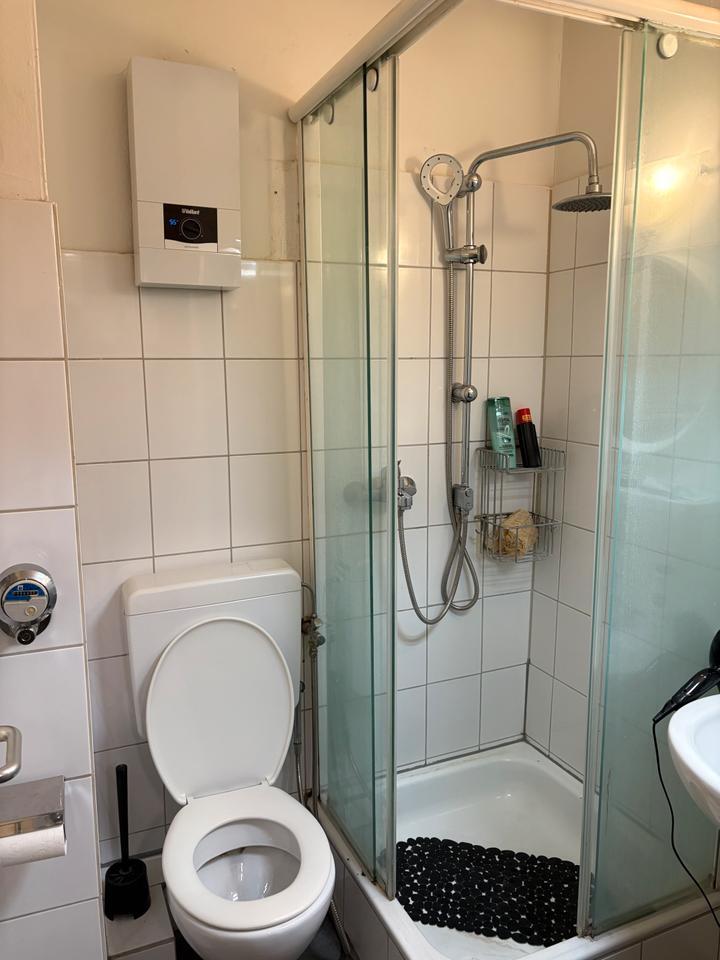 1-Zimmer Wohnung in gepflegtem Altbau
