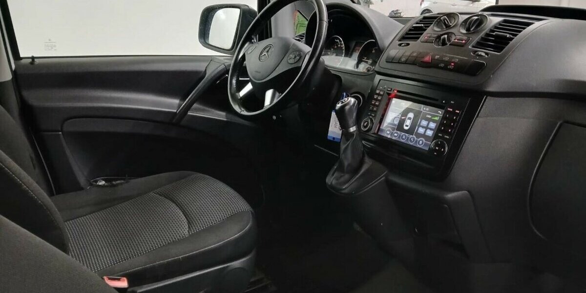 Mercedes-Benz Vito Kombi 4x4 116 CDI lang 4x4 8 Sitze 254.900 km 13.950 &euro; Badem 54657