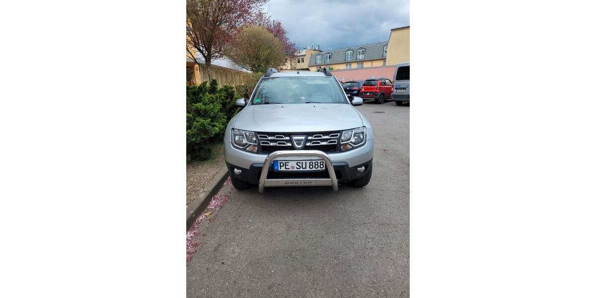 Dacia Duster 192.000 km 5.700 &euro; Schwanheide 19258