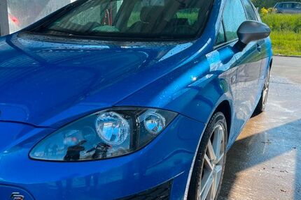 Seat Leon 174.000 km 4.599 &euro; Kitzingen 97318