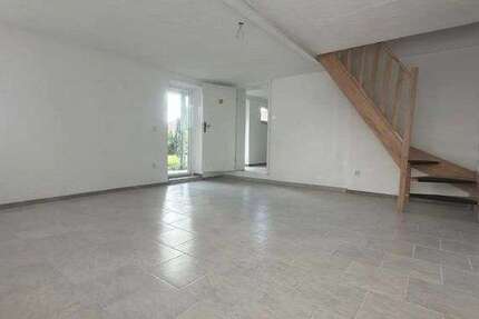 Haus zum Mieten in Gross Schneen 600 € 60 m² 3 zimmer