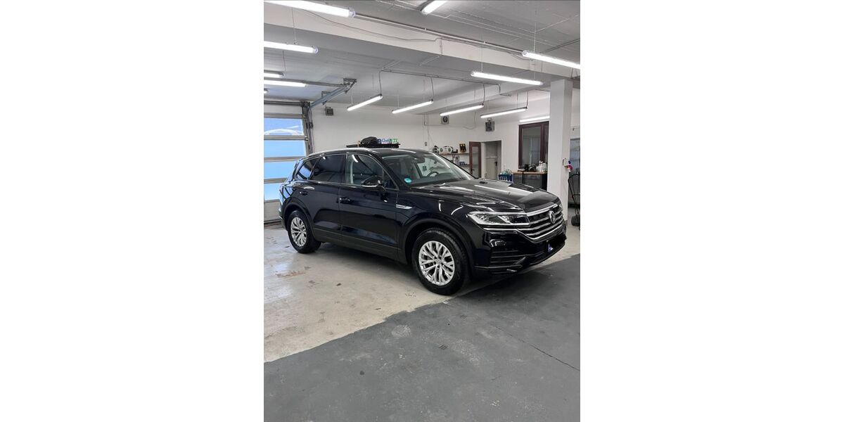 VW Touareg 117.000 km 33.000 &euro; Kelkheim 65779