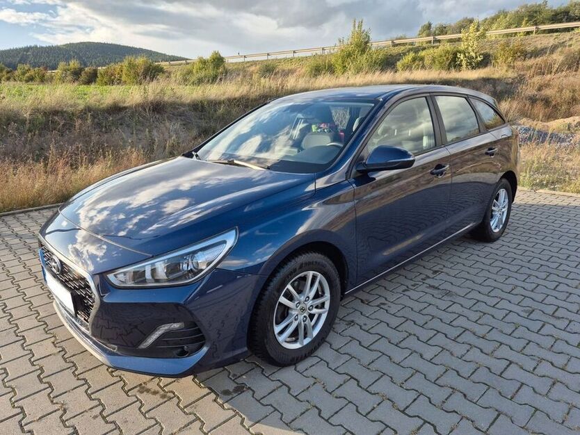 i30